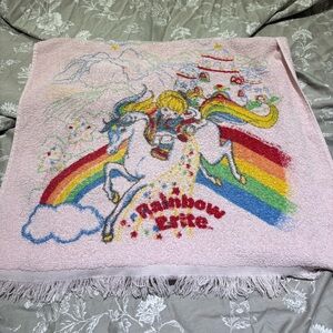 Canon vintage Rainbow Bright light pink towel